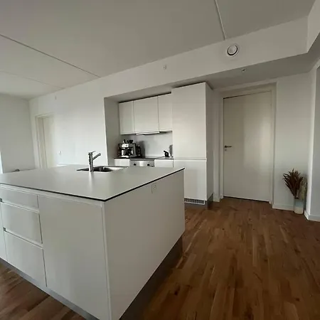 114 Sqm Flat In Bella Tower Copenaghen